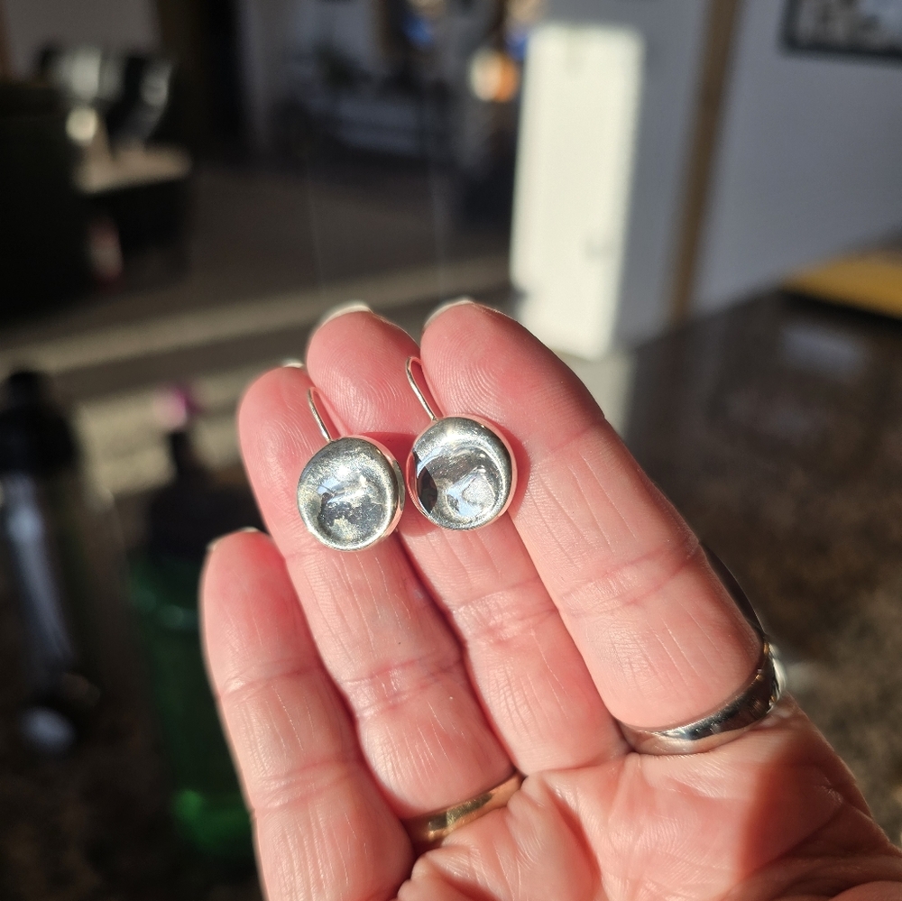 Sterling silver classic simple circular earrings